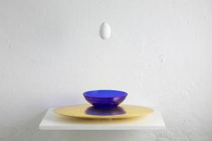 Silvano Rubino, Up-Down, vetro, filo di nylon, foglia d'oro